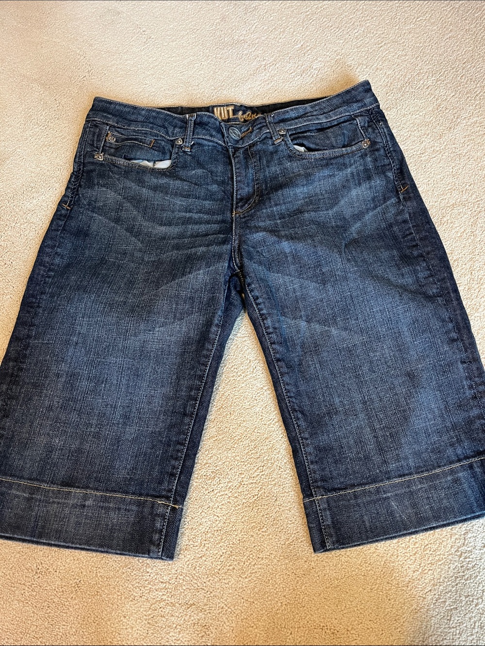 Kut from the Kloth Women's Dark Wash Med Rise Capri Jeans - Size 10